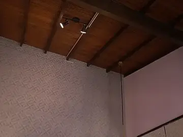 Stripchat Free Live Porn of ElleDiane