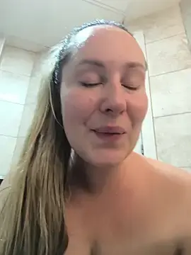 Stripchat Adult Webcams of Mona_Plus