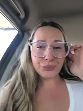 Stripchat Best live sex cam show of Mona_Plus