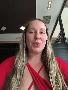 Stripchat Adult Webcam of Mona_Plus