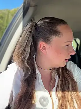 Stripchat Best Webcam of Mona_Plus