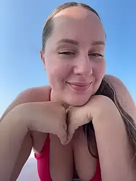 Stripchat Sex Chat of Mona_Plus