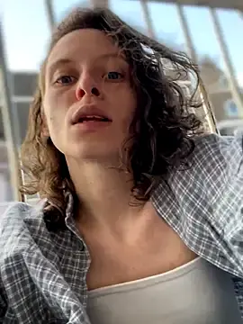 Stripchat Sex Cam of RinaMood