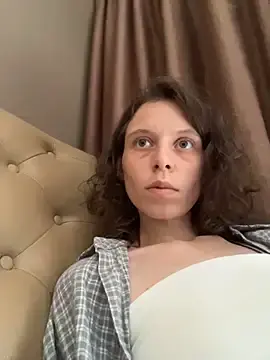 Stripchat Sex Cam of RinaMood