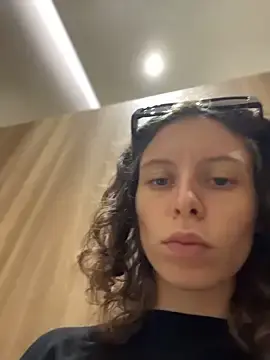 Stripchat Adult Webcam of RinaMood