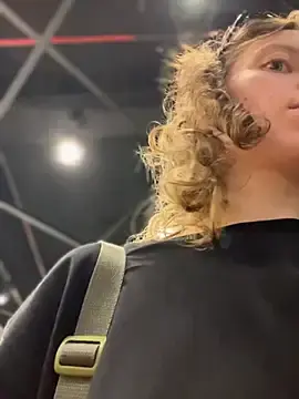 Stripchat Best Webcam of RinaMood