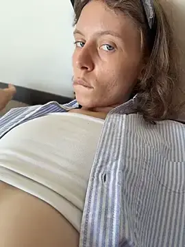 Stripchat Free Porn Cam of RinaMood