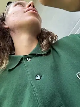 Stripchat Adult Webcams of RinaMood