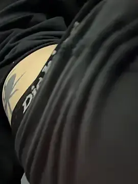 Stripchat Adult Webcam of RinaMood