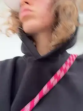 Stripchat Free Live Porn of RinaMood