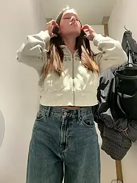 Stripchat Nude Webcam of nicole111