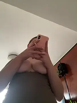 Stripchat Free Porn Cam of AlisaWhite