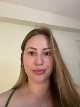 Stripchat Sex Cam of AlisaWhite