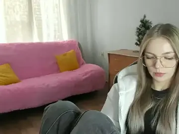 Stripchat Free Live Porn of HitGyrl