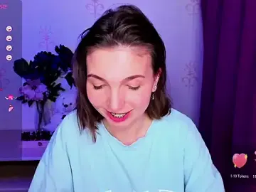 Stripchat Watch Live Sex Cams of KindHazelHere_