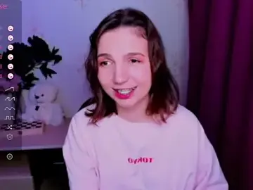 Stripchat Watch Live Sex Cams of KindHazelHere_