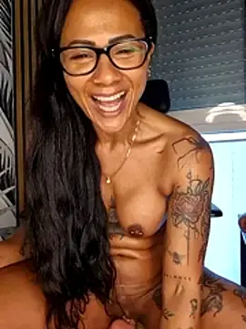 Stripchat Live Porn of AllanaSquirt
