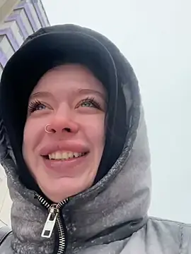 Stripchat Free Porn Cam of AlishaOfThorns