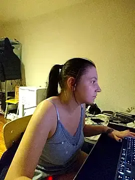 Stripchat Live Sex Cam of LissieDemons