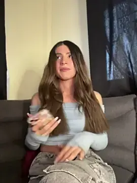 Stripchat Sex Cam of Lottus_fire