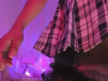 Stripchat Live Sex Cam of Yourwishisme_val