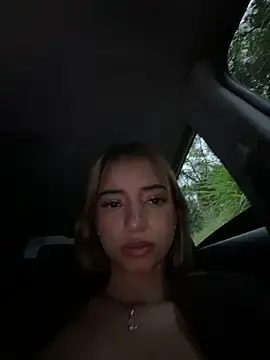 Stripchat Live Sex of belaa_1
