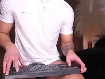 Stripchat Adult Webcam of Josep_Davies