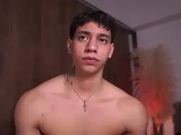 Stripchat Free Live Porn of Josep_Davies