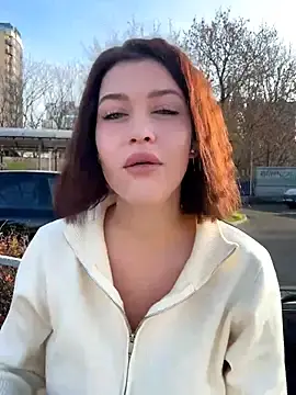 Stripchat Best Webcam of KikiWatson