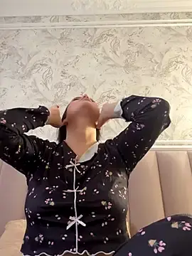 Stripchat Live Porn of KikiWatson