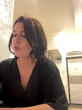 Stripchat Free Live Porn of KikiWatson