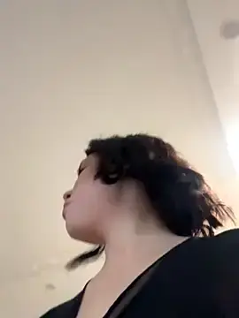 Stripchat Free Live Porn of KikiWatson