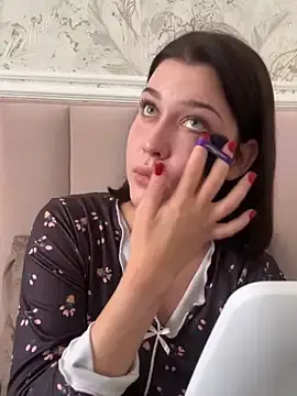 Stripchat Private Sex Chat of KikiWatson