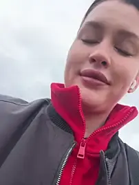 Stripchat Live Porn of KikiWatson