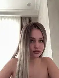 Stripchat Adult Webcams of KikiWatson