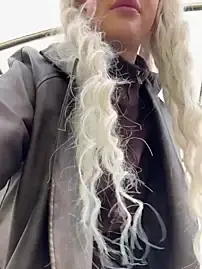 Stripchat Watch Live Sex Cams of KikiWatson