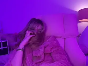 Stripchat Best live sex cam show of LustfulLuna_