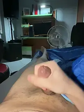 Stripchat Live Sex Cam of Alessandro_478