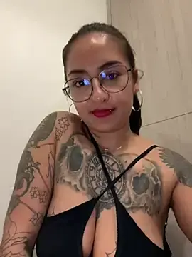 Stripchat Private Sex Chat of Rae_Lil_White