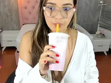 Stripchat Free Live Porn of Hadley_