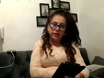 Stripchat Live Sex of MirandaLatinaLovely