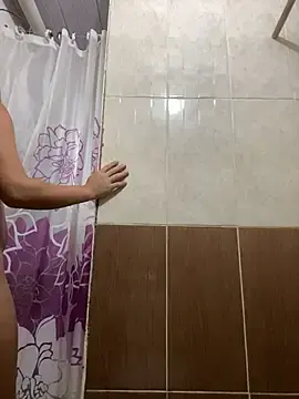 Stripchat Sex Cam of Romie_rous