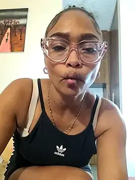 Stripchat Best live sex cam show of BiiancaEstradaa