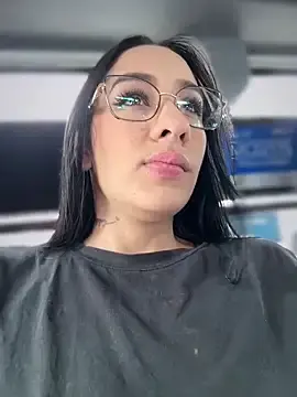 Stripchat Free Live Porn of __IRIS__