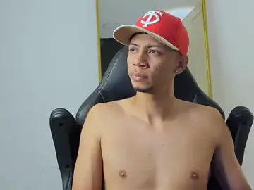 Stripchat Nude Webcam of Jordan_Crew