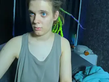 Stripchat Free Porn Cam of KIKI_Krash