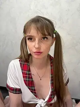 Stripchat Live Sex Cam of lovelly_molly