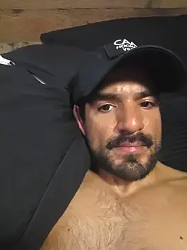 Stripchat Adult Webcam of piggylatino