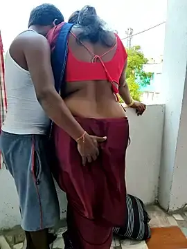 Stripchat Live Sex of Desicouple1706