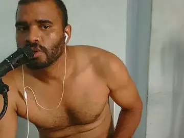 Stripchat Best Webcam of YOX22